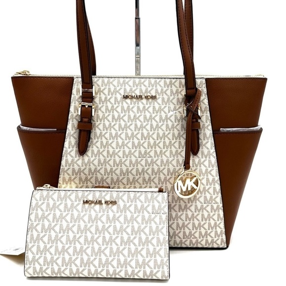 Michael Kors Large Charlotte Tote Bag & Large Double Zip Wallet Vanilla/Brown - Picture 1 of 13